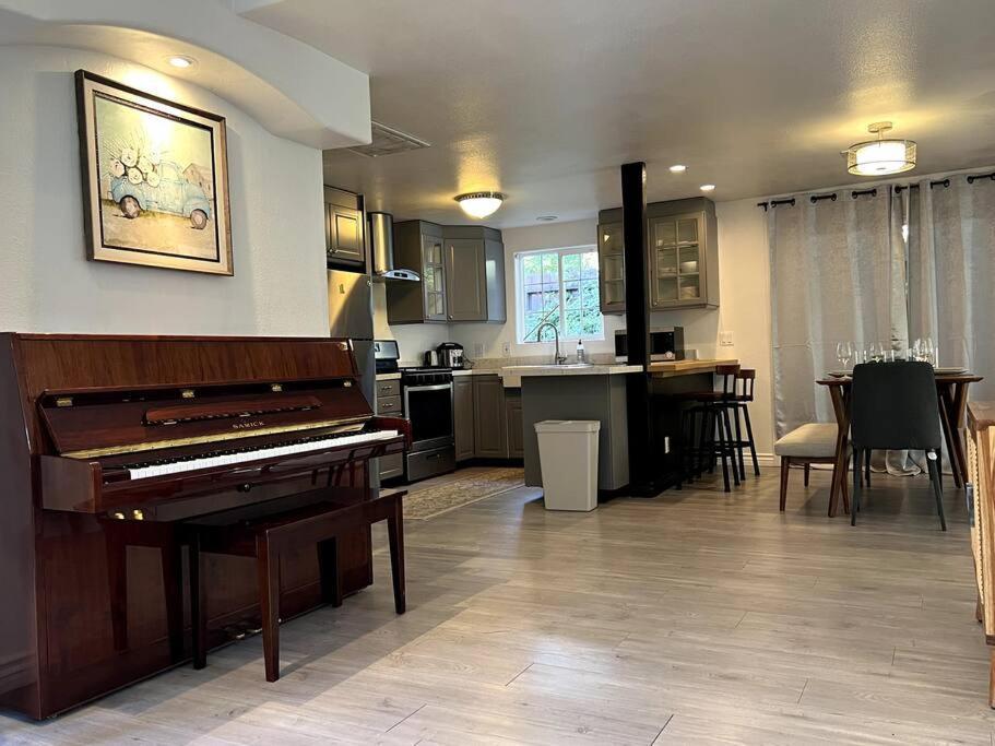 Stylish Mediterranean Villa, Pool, Jacuzzi, Hollywood & Malibu Bliss Los Angeles Buitenkant foto