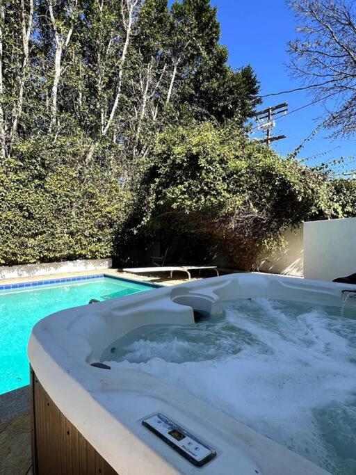 Stylish Mediterranean Villa, Pool, Jacuzzi, Hollywood & Malibu Bliss Los Angeles Buitenkant foto